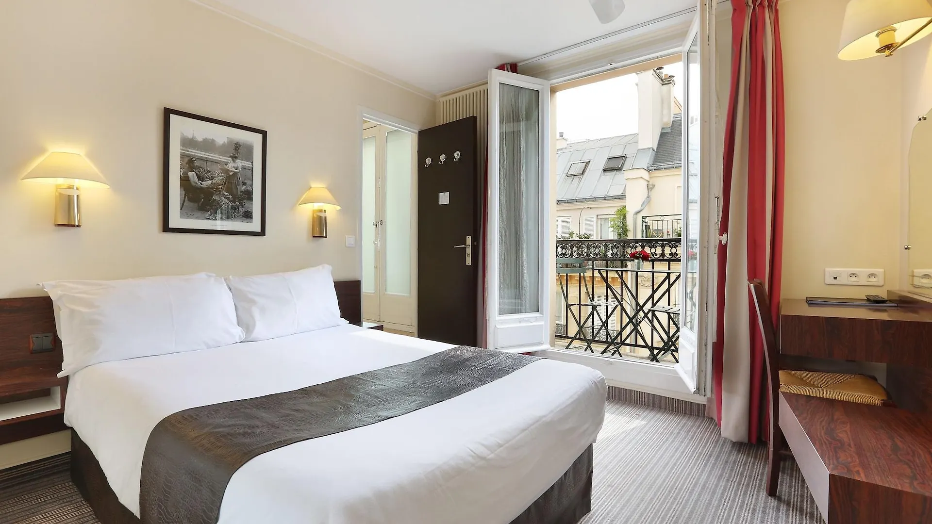 Du College De France Hotel 3*