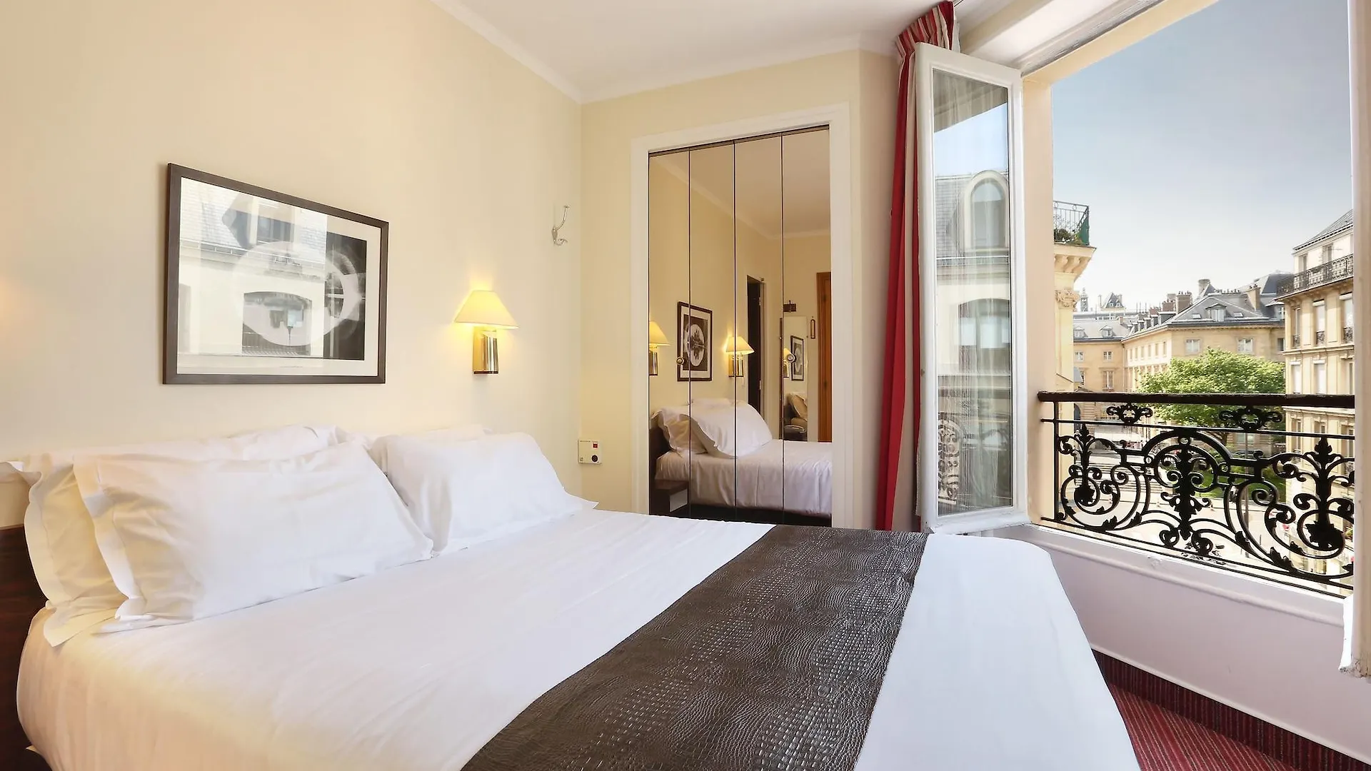 Hotel Du College De France Paris